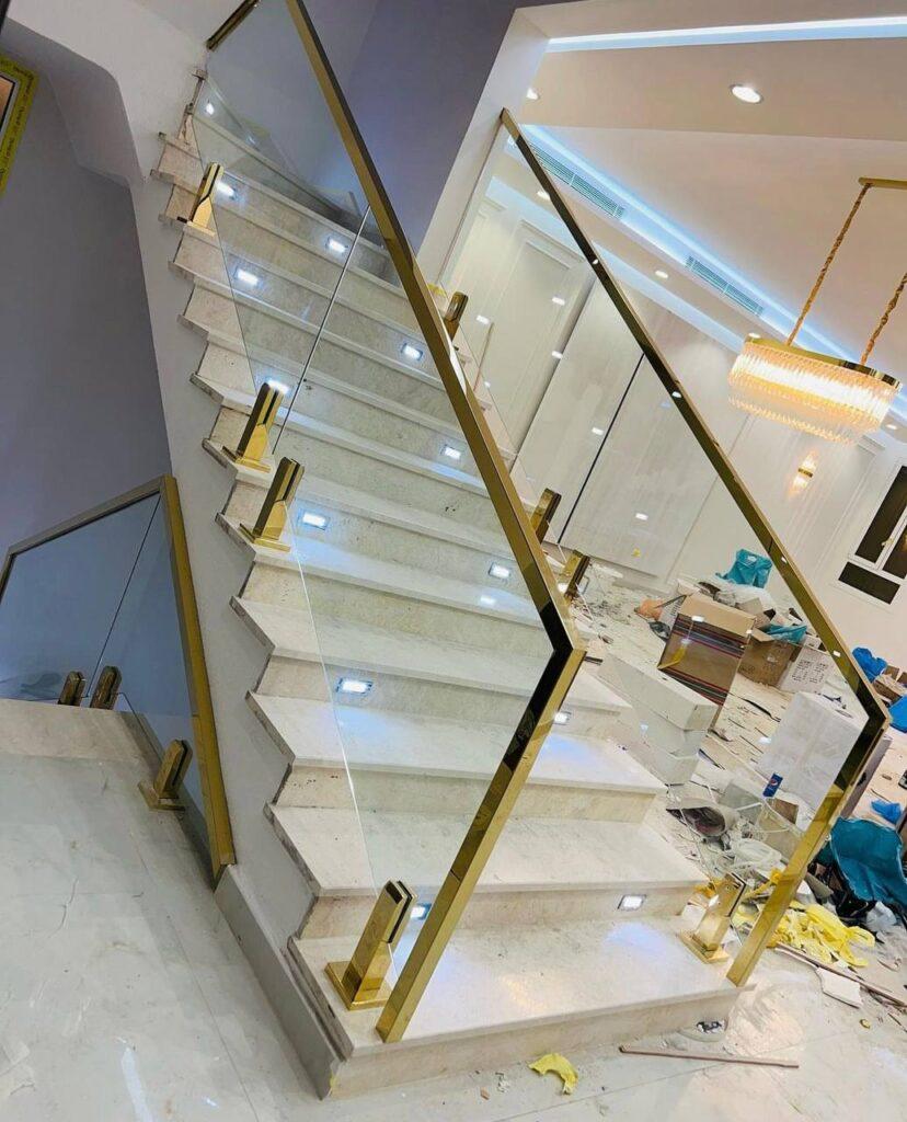 زجاج سكريت وكلادينج في الدمام